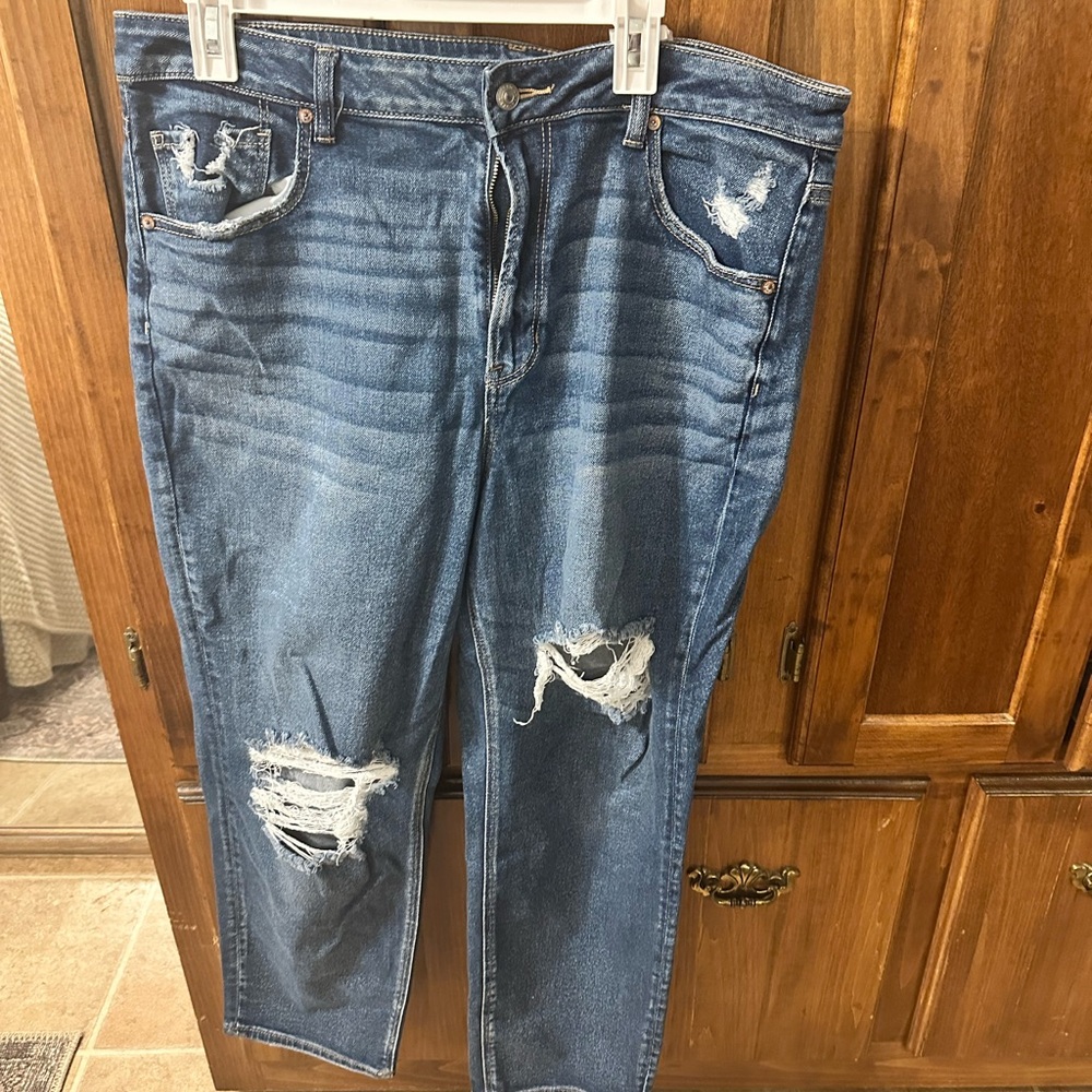 Women's Distressed Blue Jeans - Casual Ripped Denim